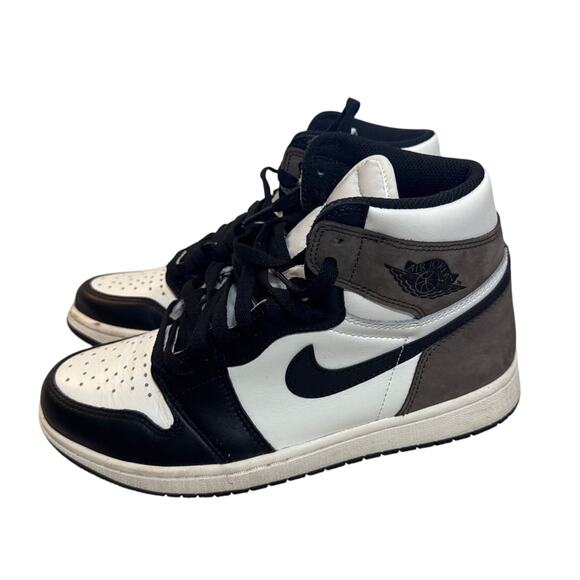 Men\'s Size 8/Womens Size 9.5 Nike Air Jordan 1 Retro OG High Dark Mocha Sneakers main image 4